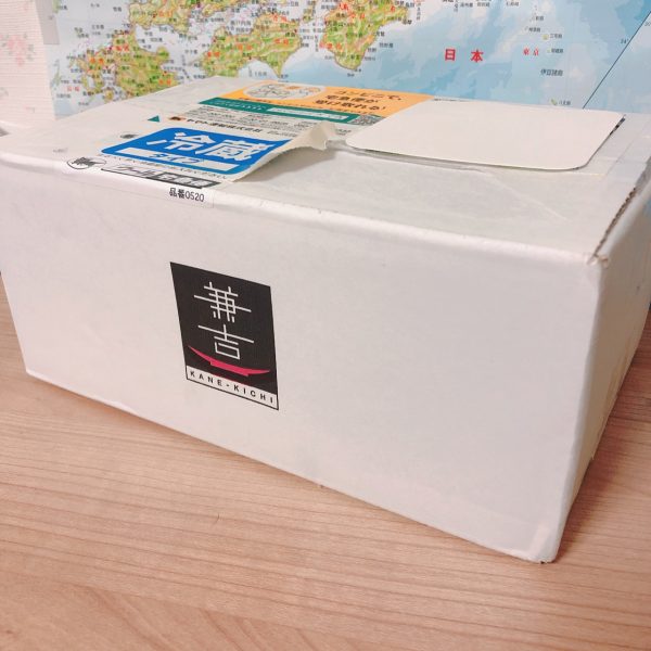 シーズン到来!!!『7月5日 産直発送♪』★期間限定★『静岡マスクメロン＜白・白上＞特大サイズ3L(3.6～4.0kg) 【2玉入り】』J13-16 ☆ シーズン到来!!! 限定2箱!!!『7月30日 産直発送♪』☆